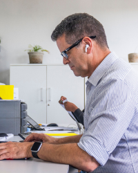 Broker